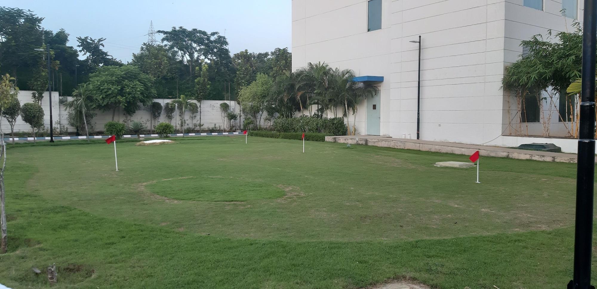 Fairfield By Marriott Chennai Mahindra World City Chengalpattu Exterior photo