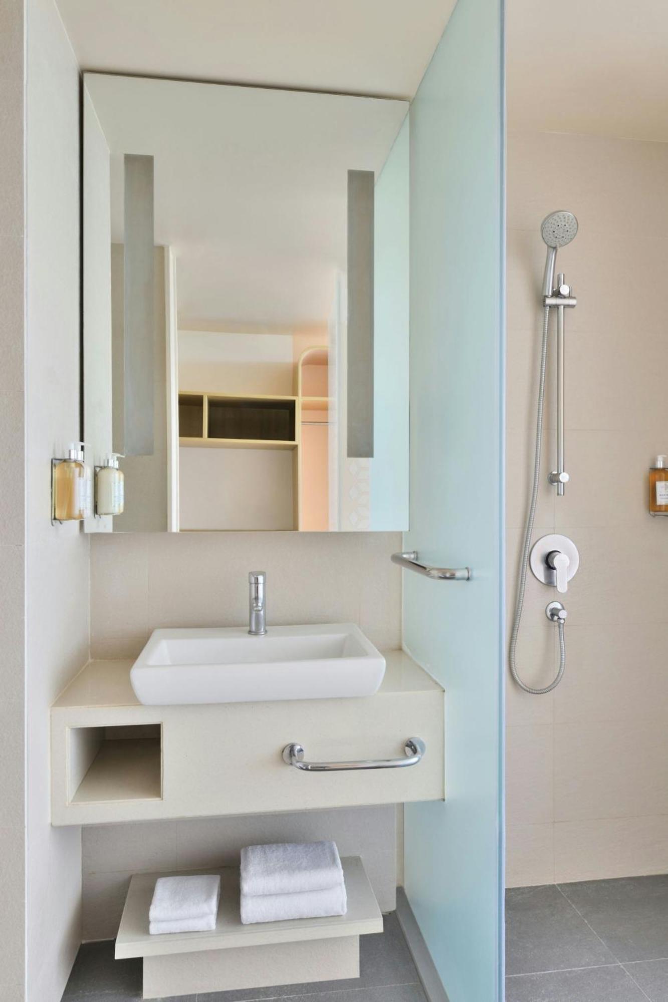 Fairfield By Marriott Chennai Mahindra World City Chengalpattu Exterior photo