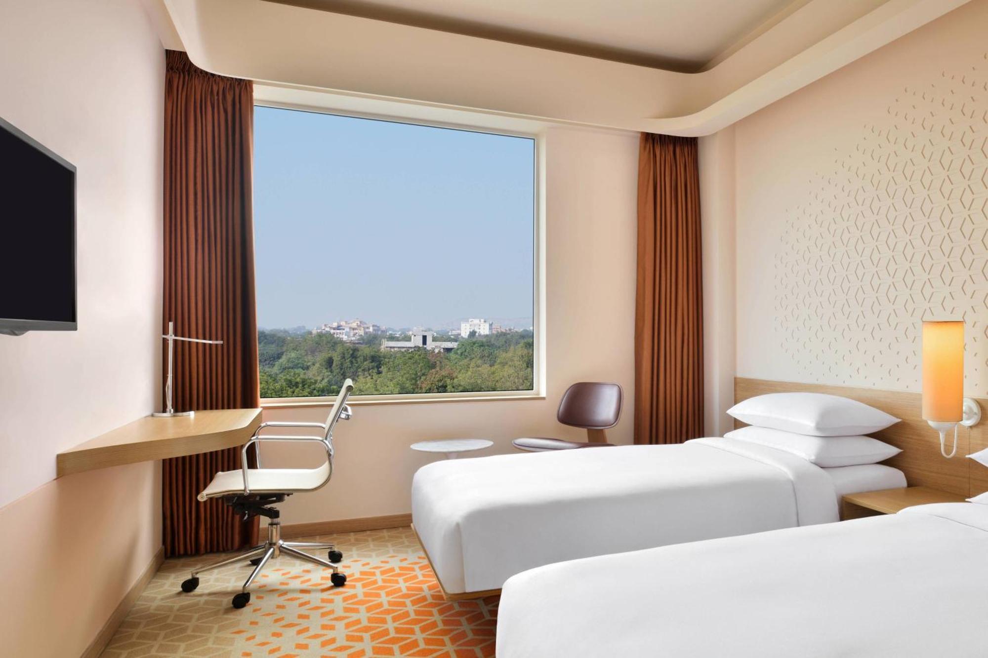 Fairfield By Marriott Chennai Mahindra World City Chengalpattu Exterior photo